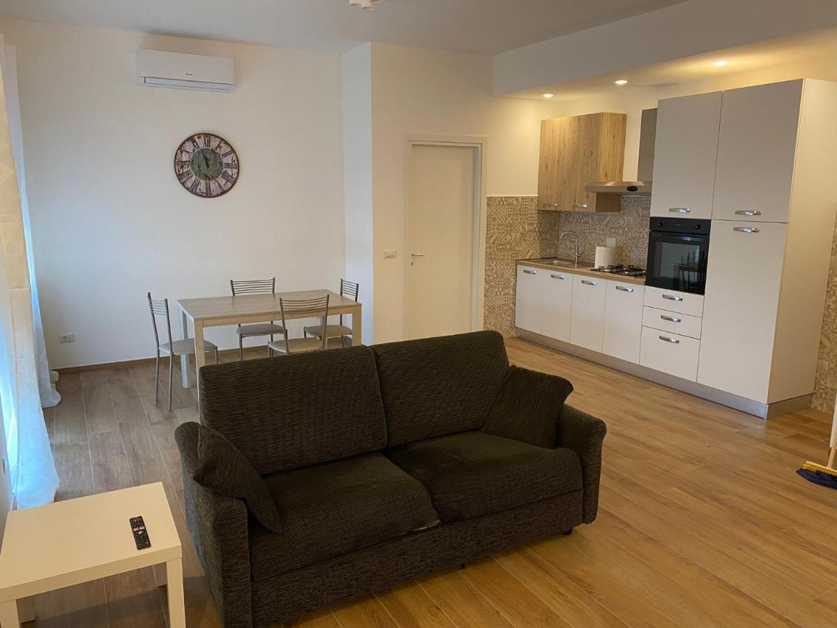 דירות אצ'יליה Viriamo House Roma מראה חיצוני תמונה