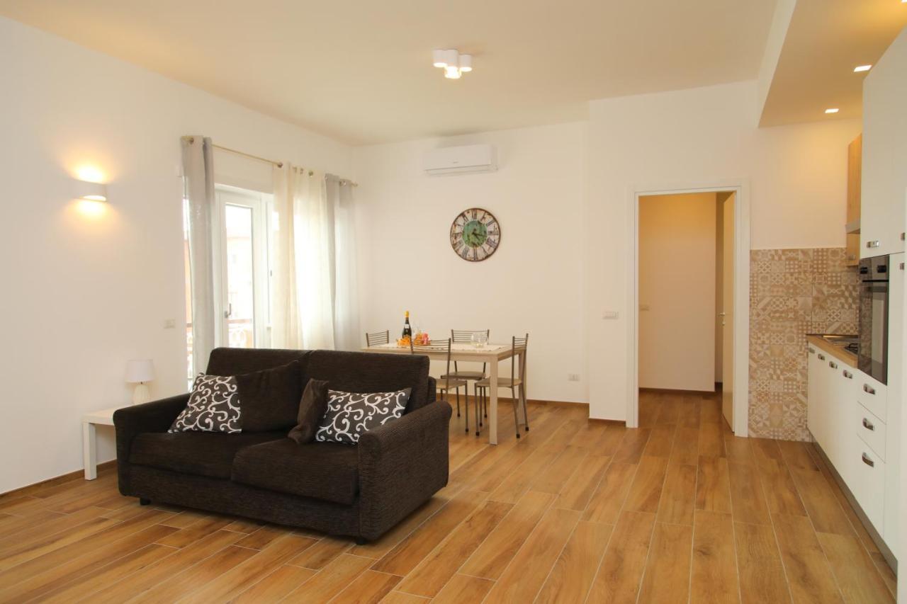 דירות אצ'יליה Viriamo House Roma מראה חיצוני תמונה